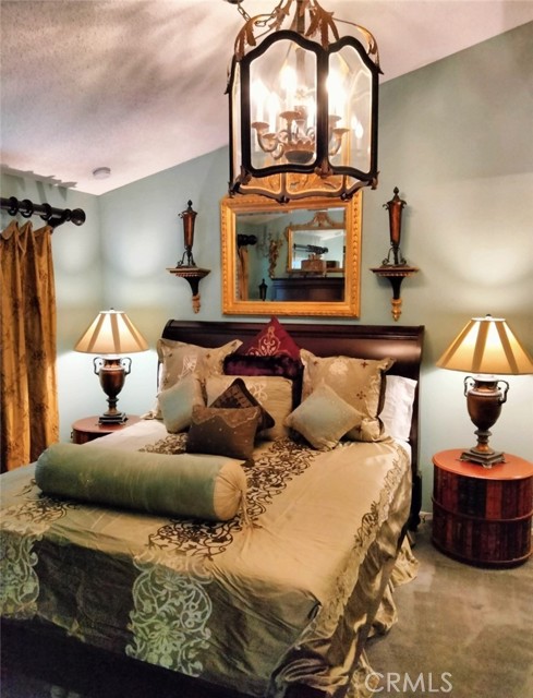 Image 20 of 37 For 12371 Blazing Star Court