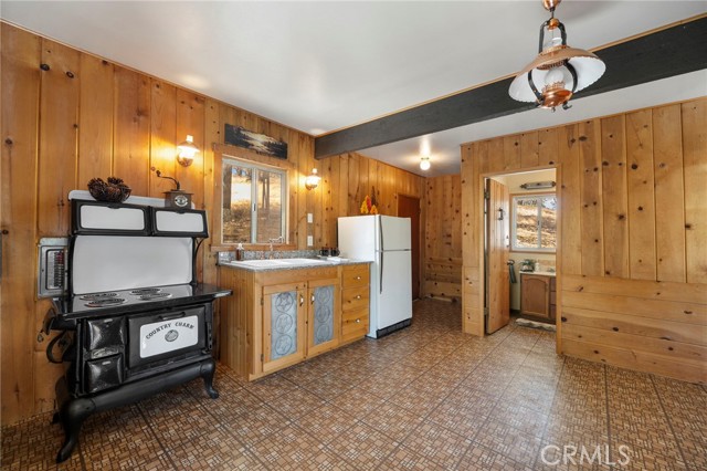 1700 S Way, Lake Arrowhead, CA 92352