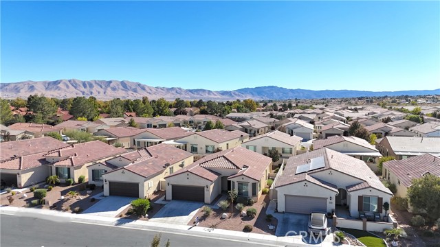 Detail Gallery Image 4 of 30 For 18929 Lariat St, Apple Valley,  CA 92308 - 2 Beds | 2 Baths