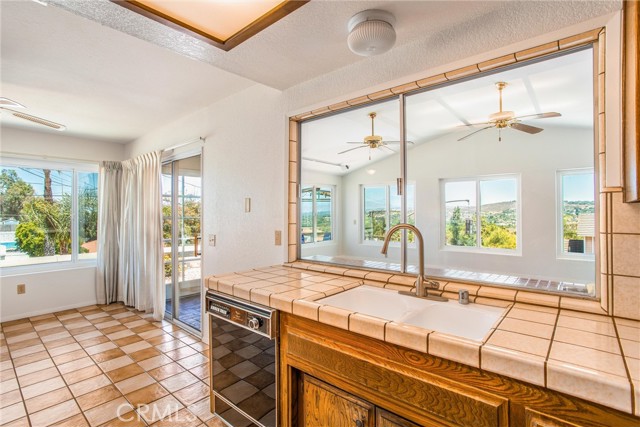 Kitchen overlooking to large 300 sq ft family room