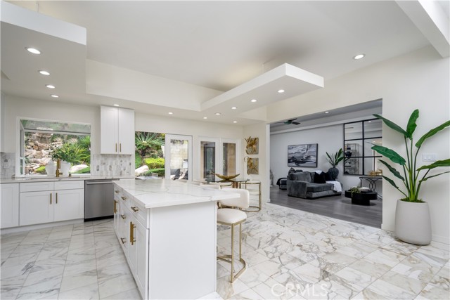 4557 Don Timoteo Drive, Los Angeles CA: https://media.crmls.org/medias/e346a958-102f-4bc9-9bcf-f41e23e97976.jpg