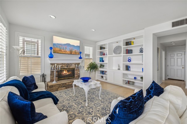 15 Renata, Newport Coast CA: https://media.crmls.org/medias/e346d069-84fe-423b-b69d-3bbd73c3d2a4.jpg