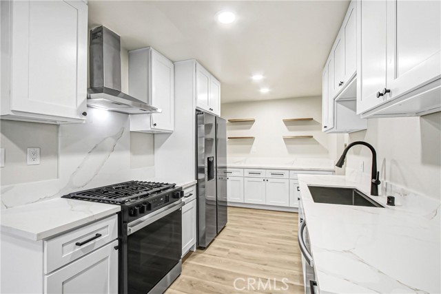 Detail Gallery Image 6 of 19 For 2571 12th St, Riverside,  CA 92507 - 4 Beds | 2 Baths