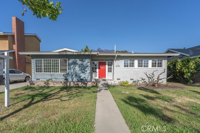 Detail Gallery Image 1 of 32 For 6770 E Parapet St, Long Beach,  CA 90808 - 3 Beds | 2 Baths