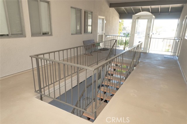 Detail Gallery Image 5 of 54 For 1980 Mckinney Way #13r (M15), Seal Beach,  CA 90740 - 2 Beds | 2 Baths