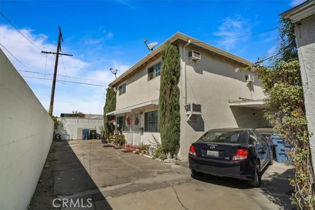 7343 Tujunga Avenue photo 5