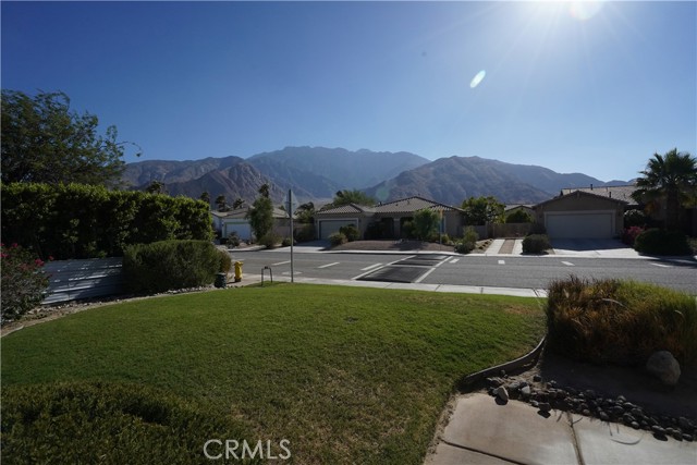 Detail Gallery Image 5 of 52 For 3870 Eastgate Rd, Palm Springs,  CA 92262 - 3 Beds | 2 Baths