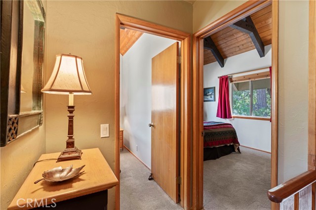 Detail Gallery Image 19 of 42 For 27169 Ironwood Ln, Lake Arrowhead,  CA 92352 - 3 Beds | 3/1 Baths