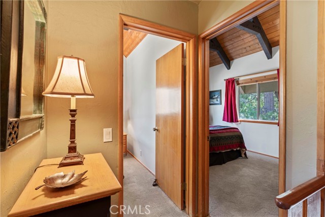 Detail Gallery Image 19 of 42 For 27169 Ironwood Ln, Lake Arrowhead,  CA 92352 - 3 Beds | 3/1 Baths