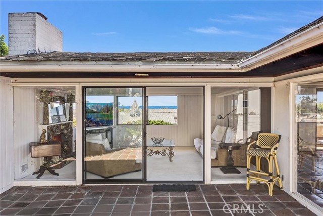 Detail Gallery Image 10 of 28 For 312 Emerald Bay, Laguna Beach,  CA 92651 - 3 Beds | 3 Baths