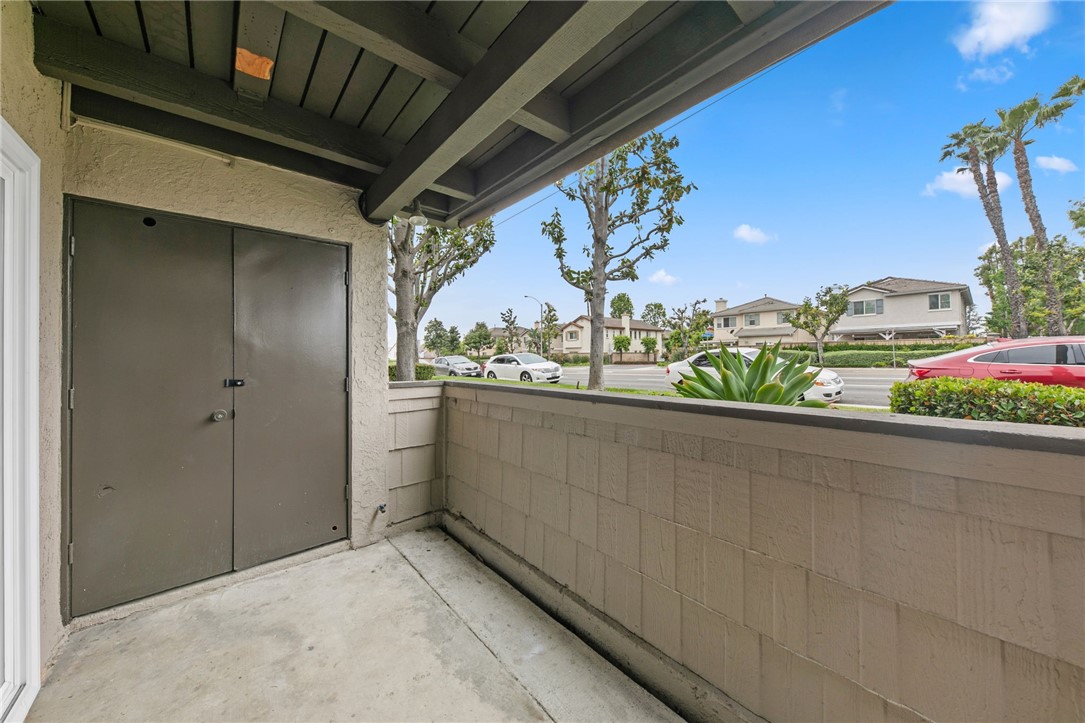 Detail Gallery Image 18 of 26 For 6351 Riverside Dr #U5,  Chino,  CA 91710 - 1 Beds | 1 Baths