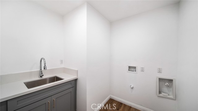 2306 Aviation Boulevard, Redondo Beach, California 90278, 4 Bedrooms Bedrooms, ,5 BathroomsBathrooms,Residential,Sold,Aviation,PV21199795