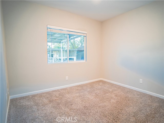 Detail Gallery Image 14 of 20 For 2029 Fogg Ave, Oroville,  CA 95965 - 3 Beds | 2 Baths