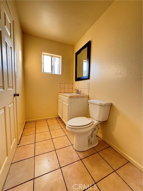 Detail Gallery Image 20 of 27 For 108 W 84th St, Los Angeles,  CA 90003 - – Beds | – Baths