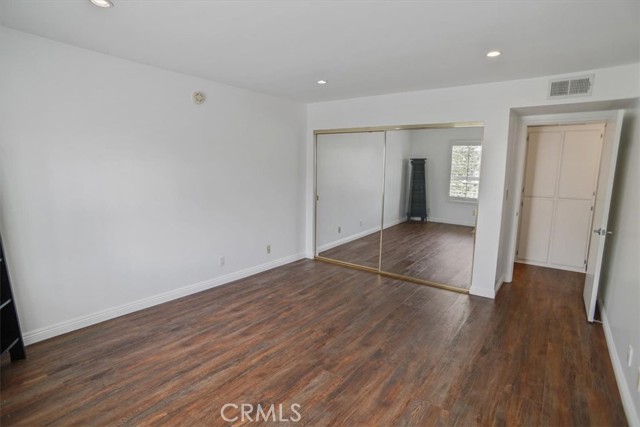 Detail Gallery Image 12 of 14 For 11230 Peach Grove St #206,  North Hollywood,  CA 91601 - 2 Beds | 2 Baths