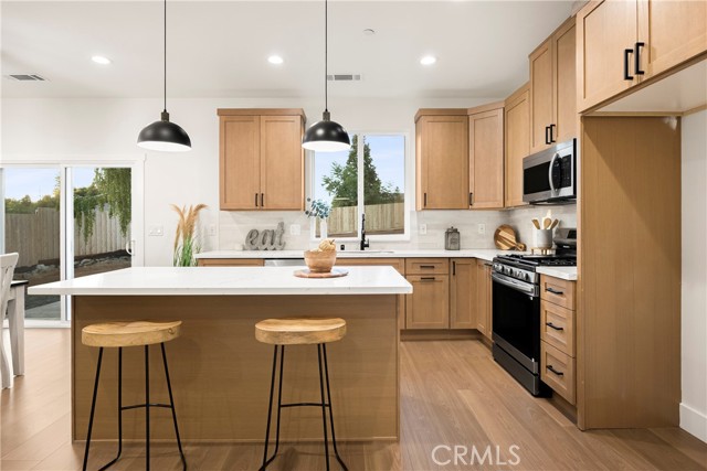 1737 Drayer Drive, Paradise CA: https://media.crmls.org/medias/e34f35ce-4091-4bf4-b3e1-f9ad0bf1ad10.jpg