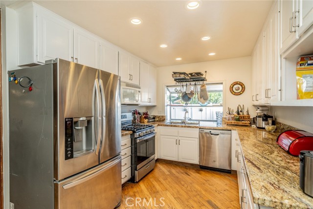 Detail Gallery Image 6 of 8 For 23881 Gates St, Lake Forest,  CA 92630 - 4 Beds | 2 Baths