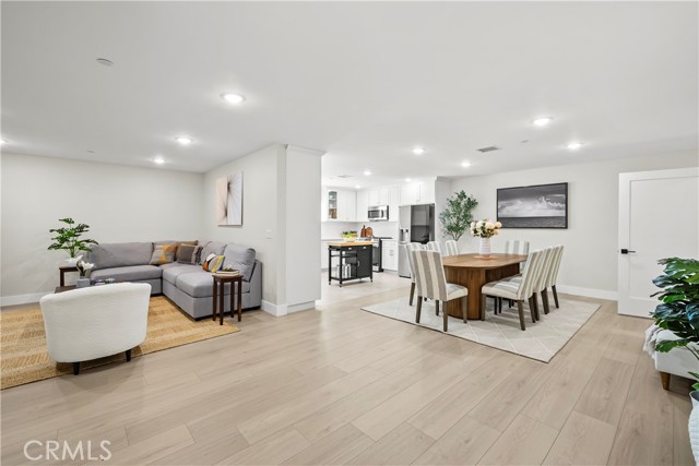 16360 Parthenia photo 6