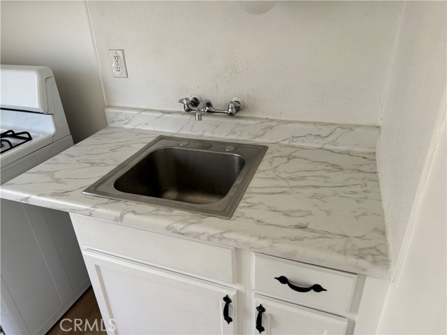 Detail Gallery Image 7 of 13 For 1129 N Mayfield, San Bernardino,  CA 92410 - 0 Beds | 1 Baths