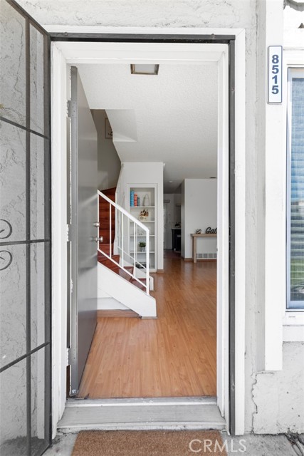 8515 Edgebrook Drive, Garden Grove CA: https://media.crmls.org/medias/e34fd786-50e8-4e4c-aa65-b3b951281c0e.jpg