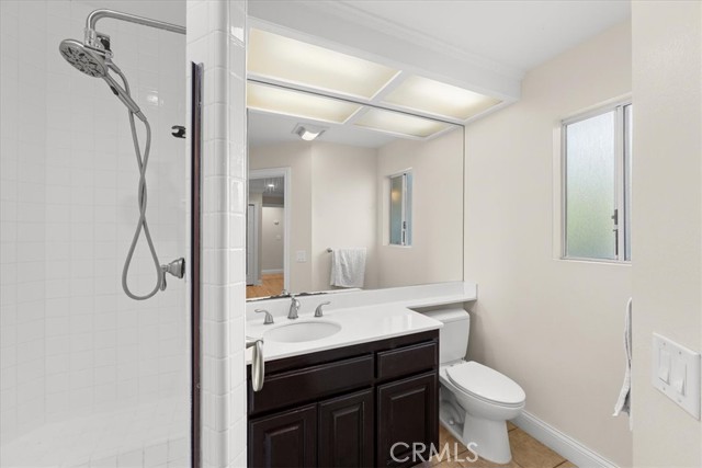 Detail Gallery Image 14 of 27 For 1317 W Fern Dr, Fullerton,  CA 92833 - 3 Beds | 2 Baths