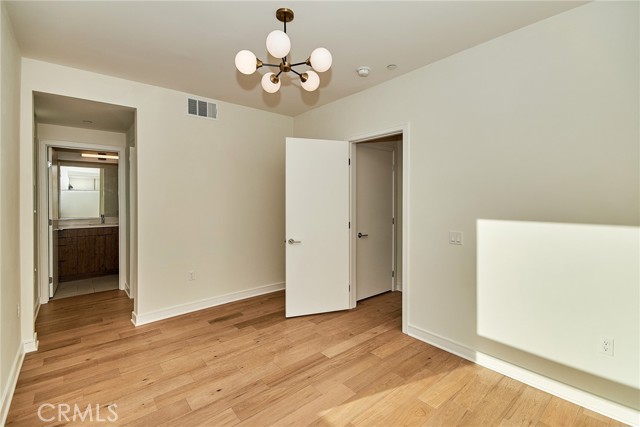 1050 N Joels Place, Los Angeles CA: https://media.crmls.org/medias/e350e217-1ecb-4854-a52a-d96bad6abebb.jpg