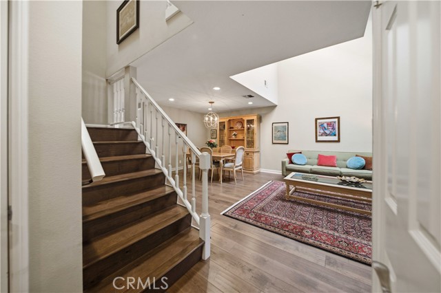 Detail Gallery Image 15 of 39 For 5930 Tampa #204,  Tarzana,  CA 91356 - 3 Beds | 3/1 Baths