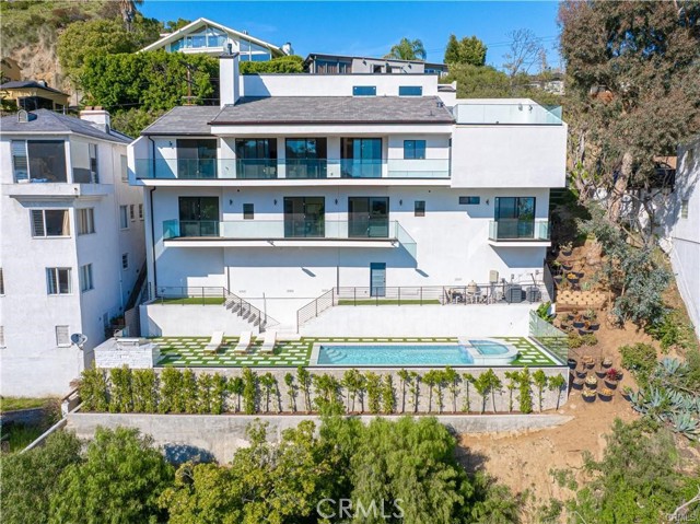 Detail Gallery Image 50 of 55 For 8566 Hollywood Bld, Los Angeles,  CA 90069 - 6 Beds | 6/1 Baths