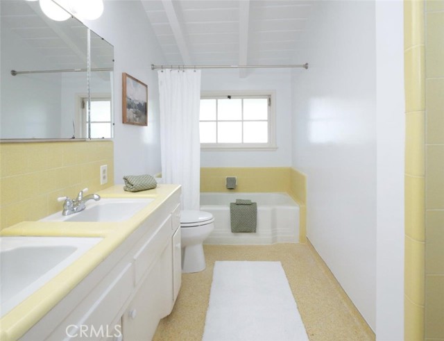 Detail Gallery Image 19 of 29 For 2525 via Amador, Palos Verdes Estates,  CA 90274 - 5 Beds | 3/1 Baths