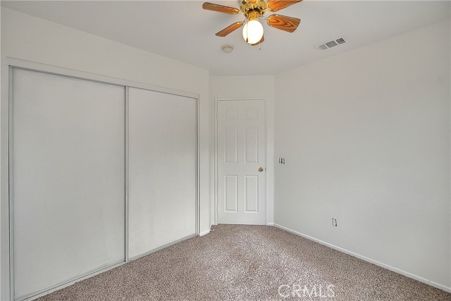 13207 Eastview, Victorville CA: https://media.crmls.org/medias/e352ee98-0b2a-4720-b387-98f39ec2c5cc.jpg