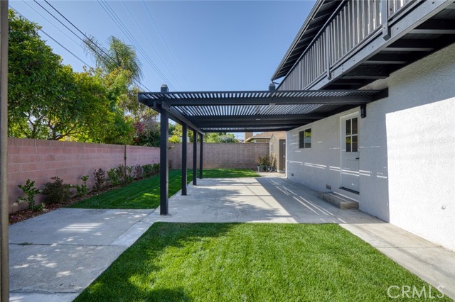 11091 Ranger Drive, Los Alamitos CA: https://media.crmls.org/medias/e3547e4d-987a-4af0-91fc-5cfaedb35859.jpg