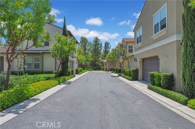 230 Bright Poppy, Irvine CA: https://media.crmls.org/medias/e35492da-a843-454d-a128-f53c5499ed2d.jpg