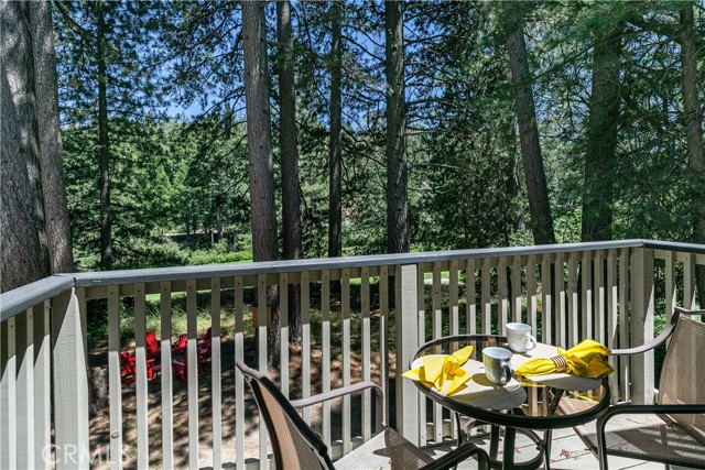 Detail Gallery Image 34 of 59 For 157 Brentwood Dr, Lake Arrowhead,  CA 92352 - 5 Beds | 4/1 Baths