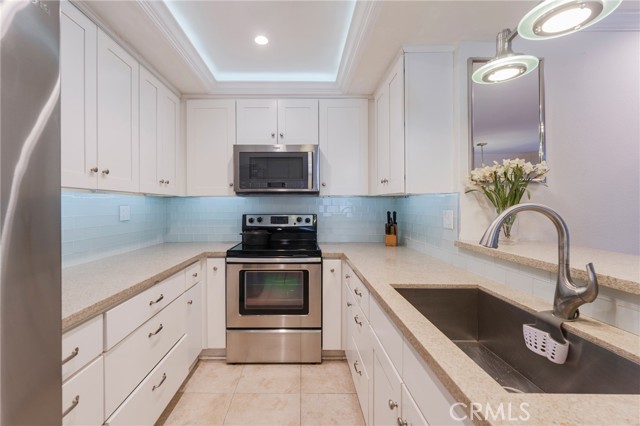 2525 Via Campesina, Palos Verdes Estates CA: https://media.crmls.org/medias/e354d893-e581-4f84-b850-9d9842b2e409.jpg
