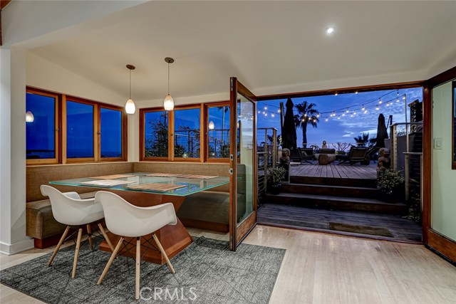 3205 Bayview Drive, Manhattan Beach, California 90266, 5 Bedrooms Bedrooms, ,5 BathroomsBathrooms,Residential,For Sale,Bayview,SB26067701