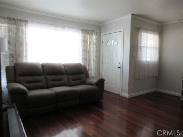 11803 Gard Avenue photo 6