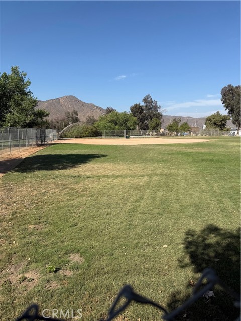 26693 Spotted Pony Drive, Corona CA: https://media.crmls.org/medias/e356a13d-dbbb-4187-9b5d-11272b298758.jpg