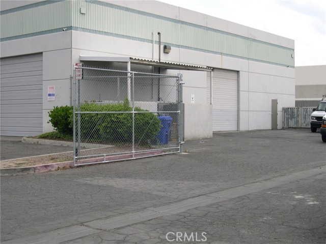 Image 6 of 15 For 27641 Avenue Scott