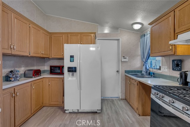 Detail Gallery Image 10 of 19 For 5800 Hamner Ave #148,  Corona,  CA 91752 - 3 Beds | 2 Baths