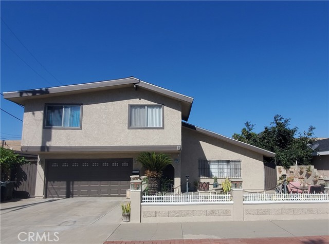 Detail Gallery Image 1 of 1 For 272 N Donneybrooke St, Orange,  CA 92868 - 4 Beds | 2 Baths