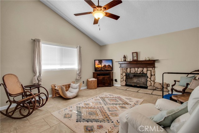 Detail Gallery Image 13 of 41 For 7002 Star Dune Ave, Twentynine Palms,  CA 92277 - 3 Beds | 2 Baths
