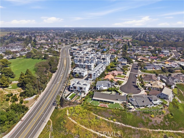 Detail Gallery Image 36 of 39 For 2112 Tidewater Cir, Costa Mesa,  CA 92627 - 3 Beds | 3 Baths