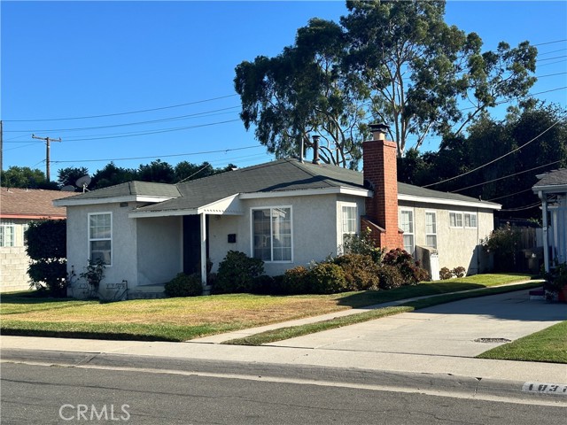 Detail Gallery Image 3 of 11 For 1820 W Wilma Pl, Long Beach,  CA 90810 - 3 Beds | 2 Baths