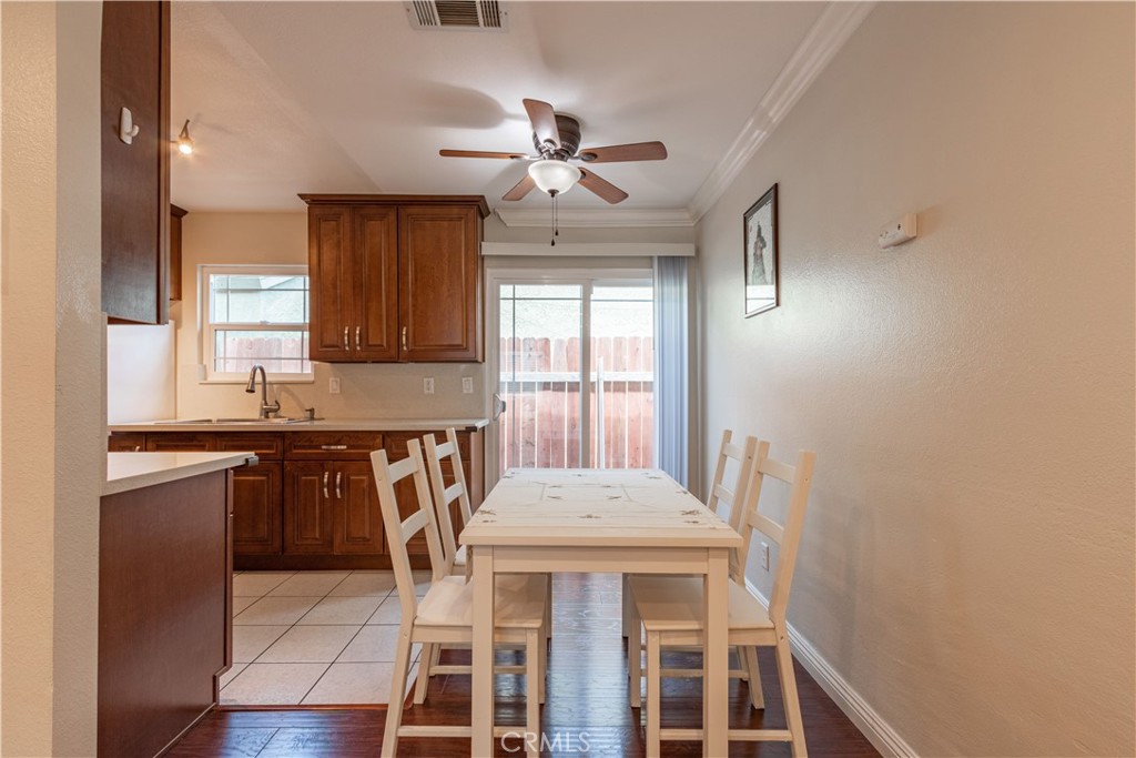 MLS #OC25242426 image #7