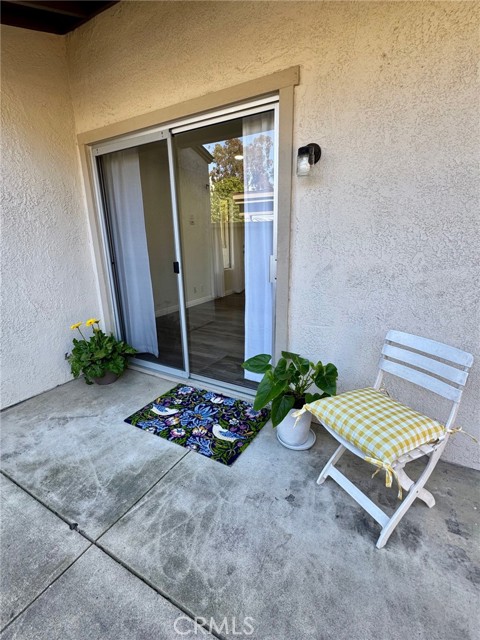 40 Windjammer, Irvine CA: https://media.crmls.org/medias/e35b2c5a-09d5-4cd2-8be6-cc470d5d68ba.jpg
