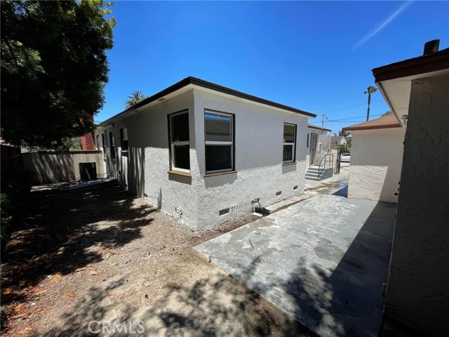 21804 Halldale Avenue, Torrance CA: https://media.crmls.org/medias/e35c7a30-0dfa-49e5-bb23-9f626a5c3c7f.jpg