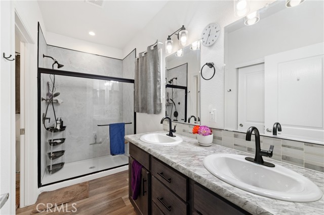 Detail Gallery Image 11 of 41 For 2205 W Acacia Ave #163,  Hemet,  CA 92545 - 3 Beds | 2 Baths