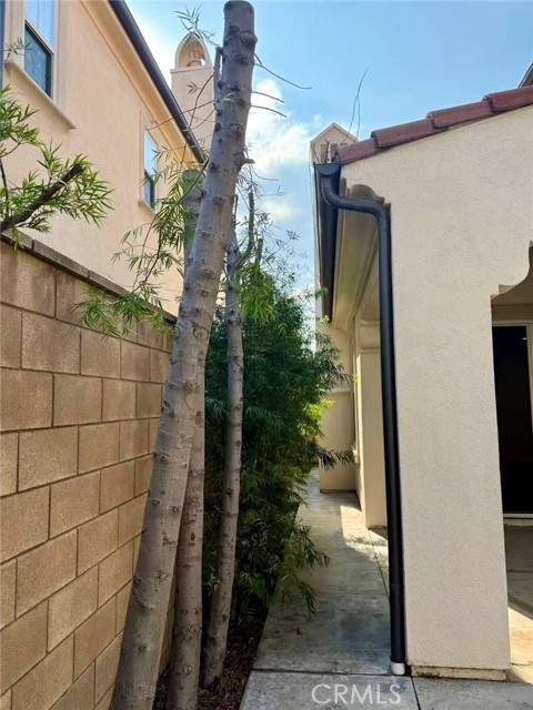 Detail Gallery Image 20 of 22 For 310 Bronze, Irvine,  CA 92618 - 3 Beds | 2/1 Baths