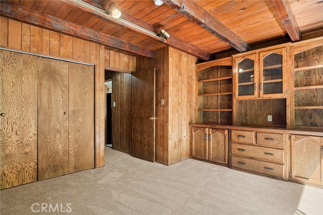 Detail Gallery Image 11 of 40 For 31413 Overhill Dr, Running Springs,  CA 92382 - 5 Beds | 2 Baths