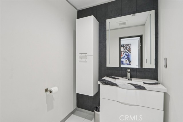 Detail Gallery Image 29 of 73 For 23670 Park Andorra, Calabasas,  CA 91302 - 4 Beds | 4/1 Baths